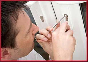 Providence Local Locksmith Providence, RI 401-757-6190 - 19-Emergency-Locksmith-service